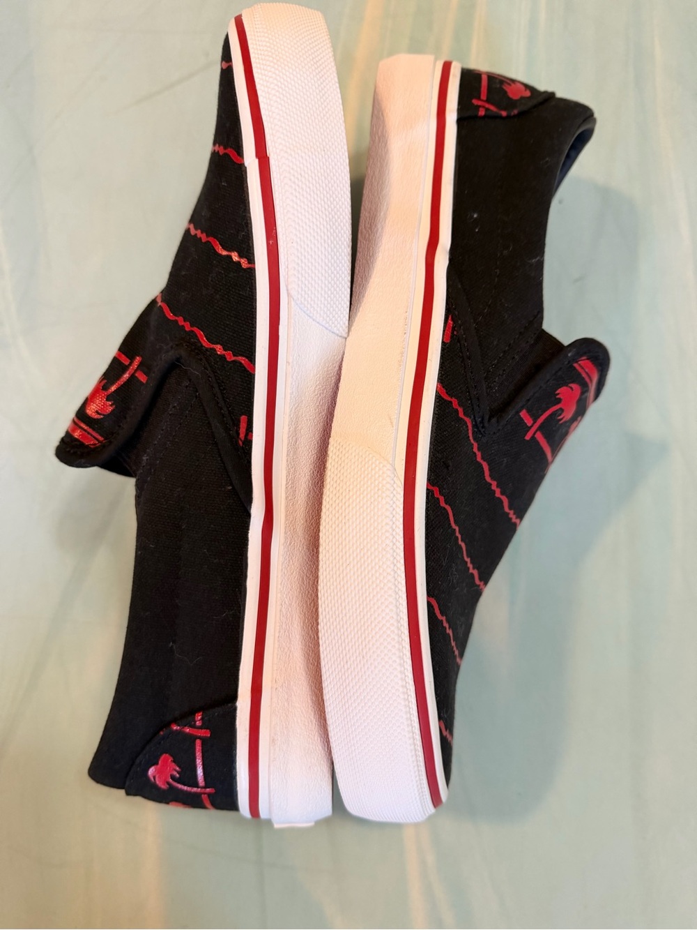 In and Out Burger - Vans Inspired Black Slip-On Sneakers - NWOT 🌴 - Picture 5 of 6